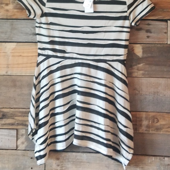 Neiman Marcus blouse - Picture 2 of 4